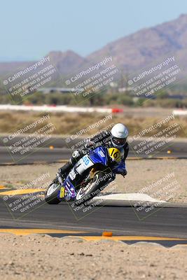 media/Oct-20-2024-CVMA (Sun) [[d4a3dff211]]/Race 3-Amateur Supersport Middleweight/